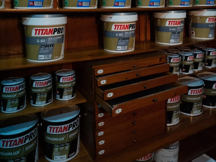 pinturas jordi local eixample